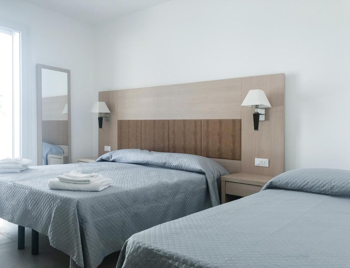 Alba B&B Cattolica Bagian luar foto