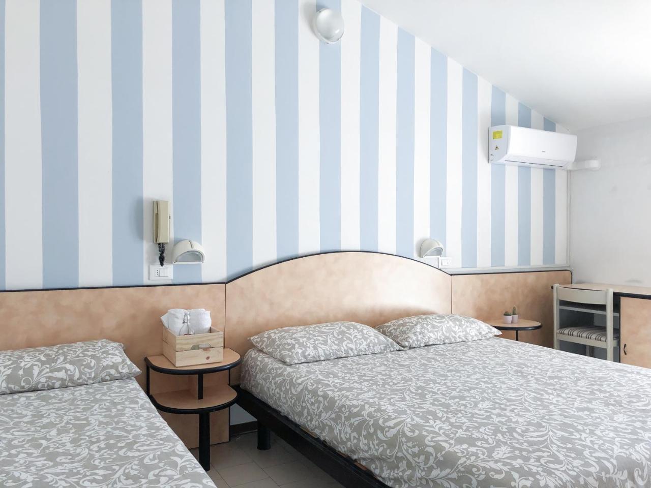 Alba B&B Cattolica Bagian luar foto