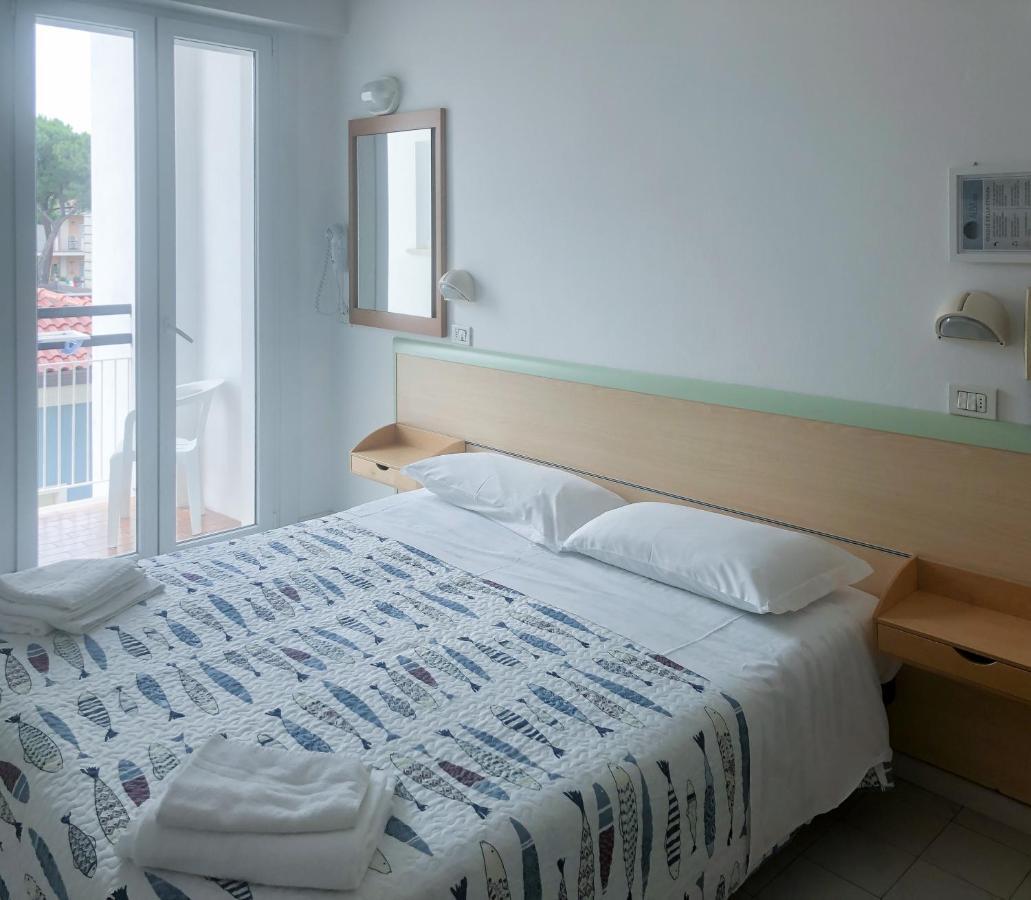 Alba B&B Cattolica Bagian luar foto